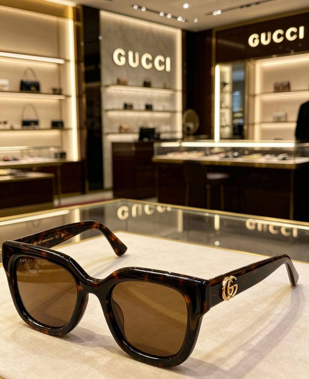 *Sunglasses 🕶️ ❤️‍🔥*
Super master quality 💯
With master box 🗃️ 
And paper bag 🛍️
170 dhs✅

Zain216
♥️♥️♥️