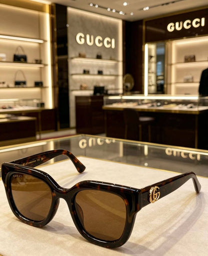 *Sunglasses 🕶️ ❤️‍🔥*
Super master quality 💯
With master box 🗃️ 
And paper bag 🛍️
170 dhs✅

Zain216
♥️♥️♥️