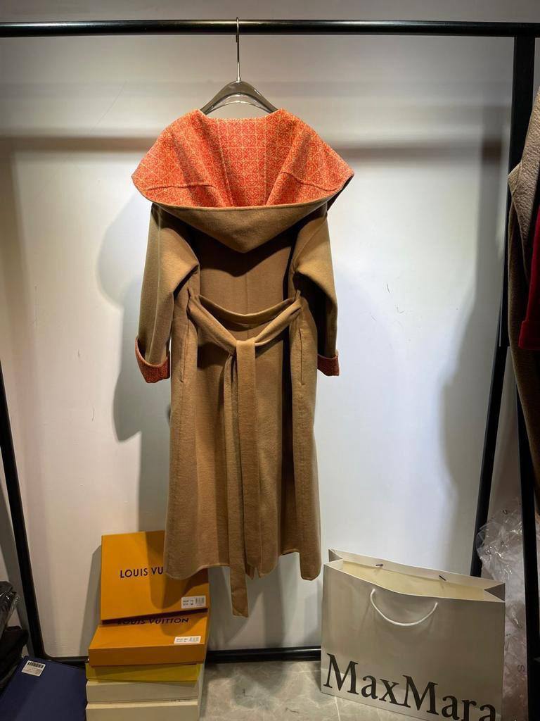 *New collections master                                             
good pualiit 💖👌🧥🧥
*AVAILABLE
280 dhs🪙💕
size：S M L

Zain231
♥️♥️♥️