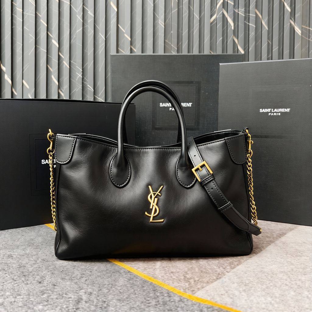 YSL 
 HIGH QUALITY 
115 dhs✅

Zain39
♥️♥️♥️