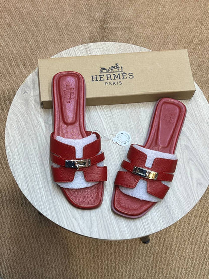 Hermes

37 to 42 
80 dhs🇦🇪🇦🇪

Zain236
♥️♥️♥️