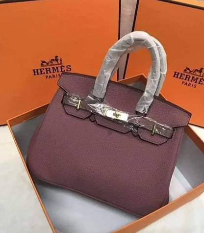 Dior
110 dhs✅
high quality

Zain26
♥️♥️♥️