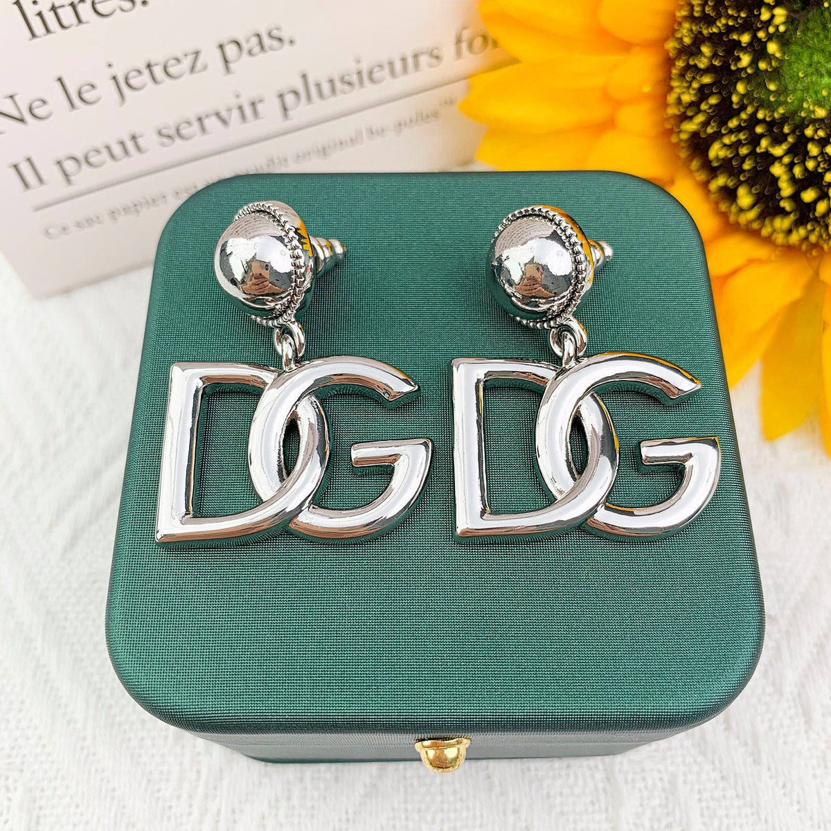 Dolce & Gabanna
Earing’s
Master

70 dhs🇦🇪🇦🇪

Zain263
♥️♥️♥️