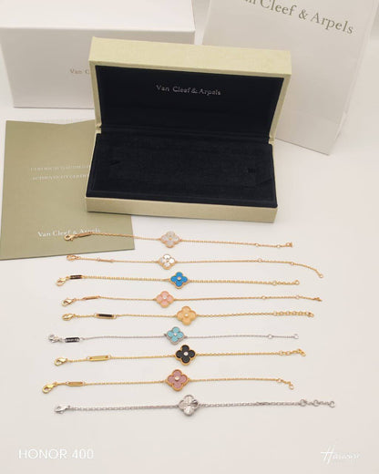 Boucheron

55 dhs🇦🇪🇦🇪

Zain122
♥️♥️♥️