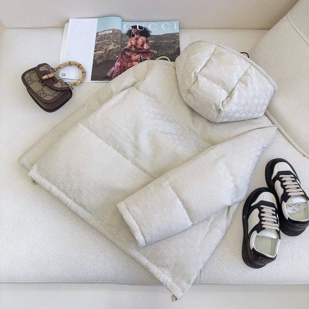 *New collections 💕💕   
350 dhs🪙🌨️
*good  quality  
*Sizes:S M L xl* 
*AVAILABL winter jacket

Zain231
♥️♥️♥️