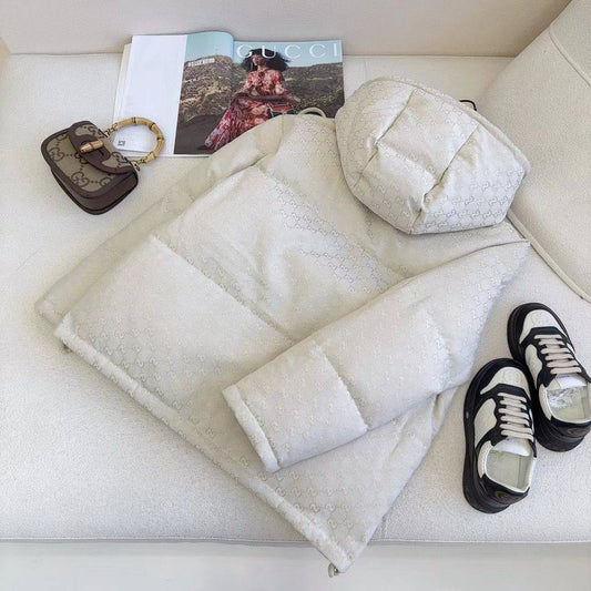 *New collections 💕💕   
350 dhs🪙🌨️
*good  quality  
*Sizes:S M L xl* 
*AVAILABL winter jacket

Zain231
♥️♥️♥️