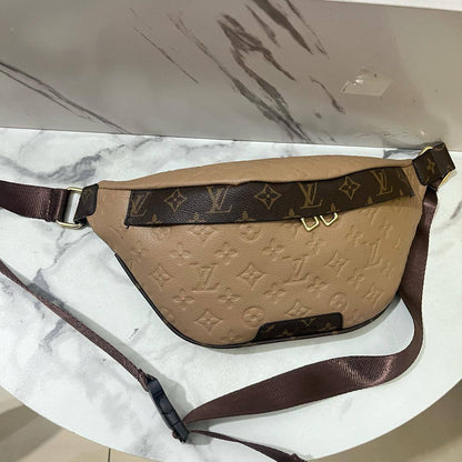 LV
44*18 cm
55 dhs🇦🇪🇦🇪

Zain17
♥️♥️♥️