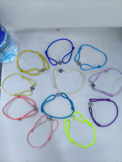 Bracelet
10 dhs✅

Zain25
♥️♥️♥️