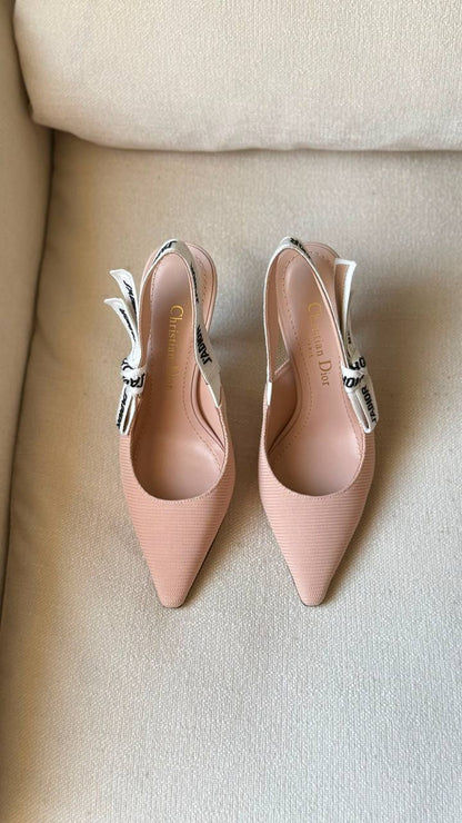 Dior
AA Quality
Size 36 to 41
450 dhs🇦🇪🇦🇪

Zain288
♥️♥️♥️