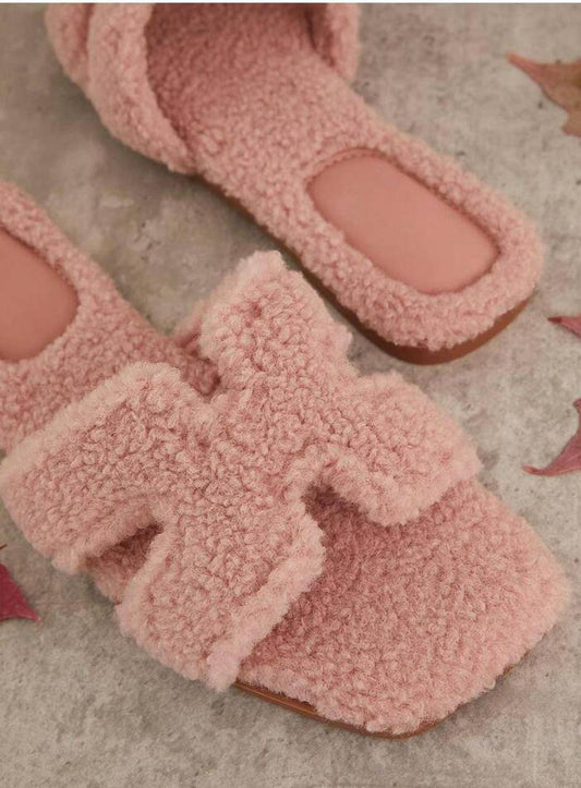 Hermes
Size 36-42 
90 dhs🪙🌨️

Zain132
♥️♥️♥️