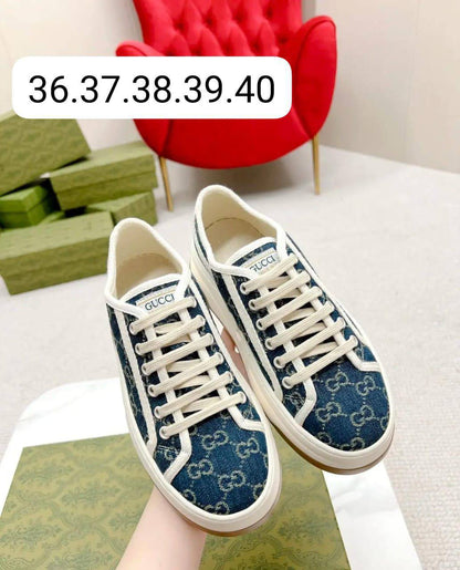 GUCCI SHOES
GOOD QUALITY
105 dhs✅
Size 36 TO 40

Zain40
♥️♥️♥️