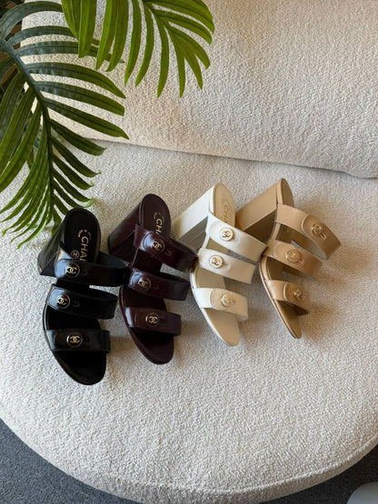 CHANEL 
SuperMaster Quality 💯
450 dhs✅
Size: 36-41💥

Zain171
♥️♥️♥️