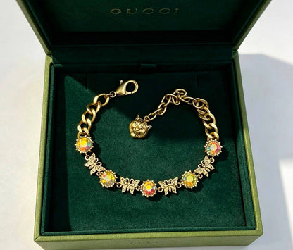 GUCCI 
Necklace ⭐️
Bracelet 💥
Master quality 💯
With normal boxes 📦 
125 dhs🇦🇪🇦🇪


With master box 🗃️ 
145 dhs🇦🇪🇦🇪

Zain216
♥️♥️♥️