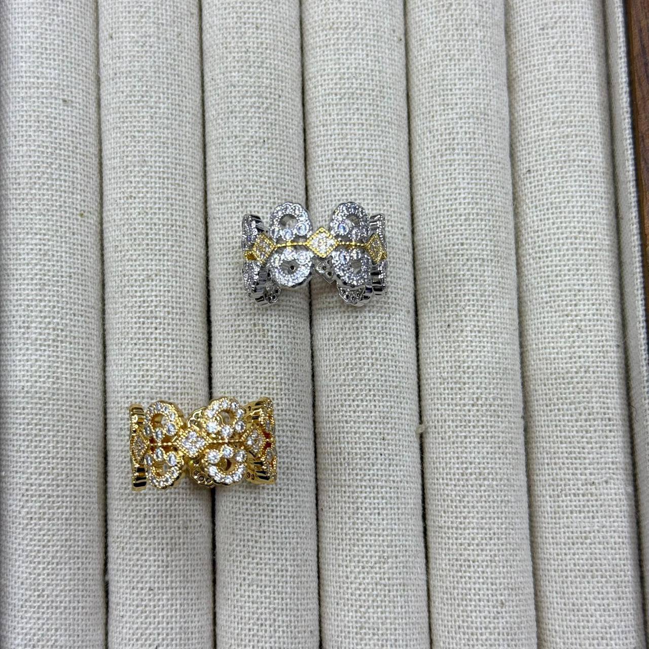 Fashion Ring 💍* 
Adjustable 
Offer price 
Available more design 
30 dhs🪙💚 normal box 📦

Zain48
♥️♥️♥️