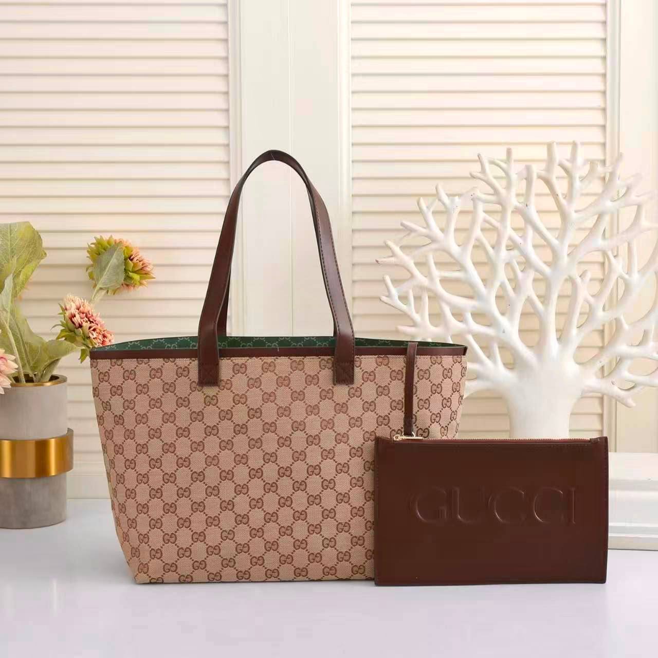 GUCCI NEW DESIGN HIGH QUALITY WITH POUCH 
120 dhs🇦🇪🇦🇪

Zain295
♥️♥️♥️