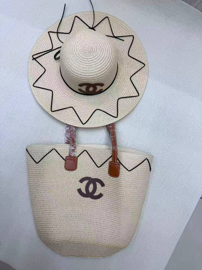 CHANEL
Hat and bag

90 dhs🇦🇪🇦🇪

Zain04
♥️♥️♥️