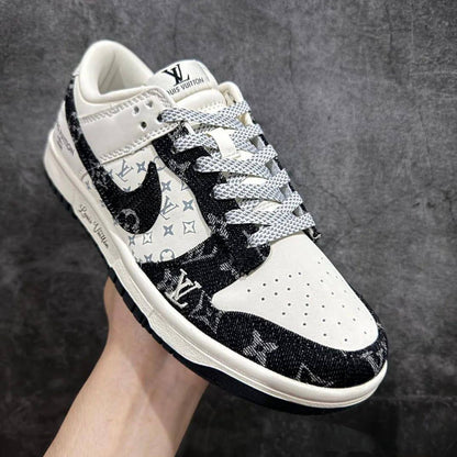 LV SHOES 
MEN 
GOOD QUALITY 
90 dhs🪙💕

Zain40
♥️♥️♥️