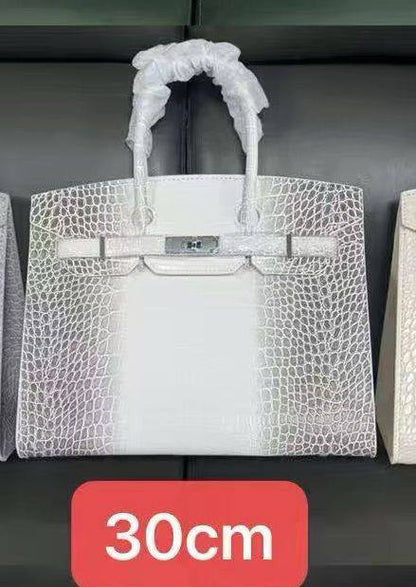 Hermes
25cm 100 dhs🇦🇪 
30cm 115 dhs🇦🇪

Zain143
♥️♥️♥️