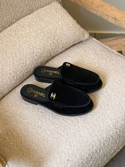 Chanel

𝐒𝐢𝐳𝐞𝐬: 𝟑𝟔 — 𝟒𝟏
430 dhs🇦🇪🇦🇪

Zain298
♥️♥️♥️