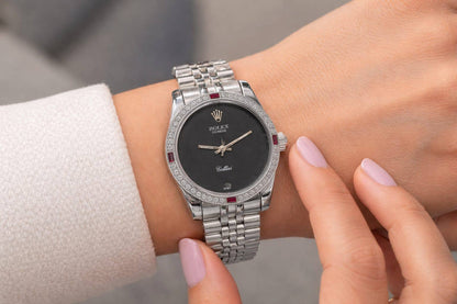 Rolex watch for ladies good quality 
230 dhs❣️
 (size 31mm)

Zain59
♥️♥️♥️