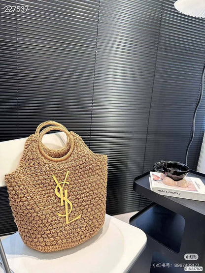 YSL

100 dhs🇦🇪🇦🇪

Zain04
♥️♥️♥️