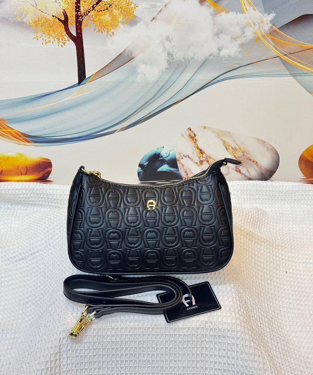 Aigner

Best quality

With box’s
🎁🎁🎁

95 dhs💓
size 24cm

Zain158
♥️♥️♥️