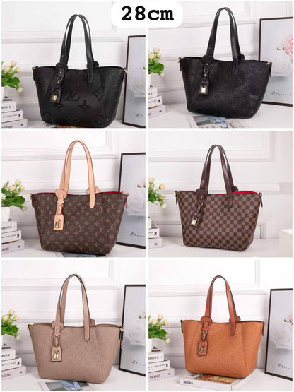 LV
New Design 
Good Quality 

With Box 
🎁🎁🎁

110 dhs🪙🌨️

Zain250
♥️♥️♥️