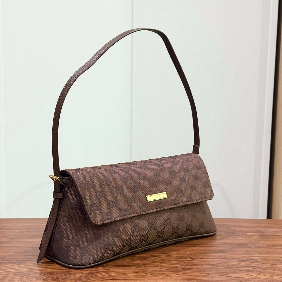 Gucci

31cm

290 dhs🇦🇪🇦🇪

Zain297
Zain228
♥️♥️♥️