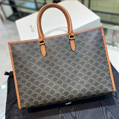 CELINE 

NEW CAME 

GOOD QUALITY 

100 dhs🇦🇪🇦🇪

Zain295
♥️♥️♥️