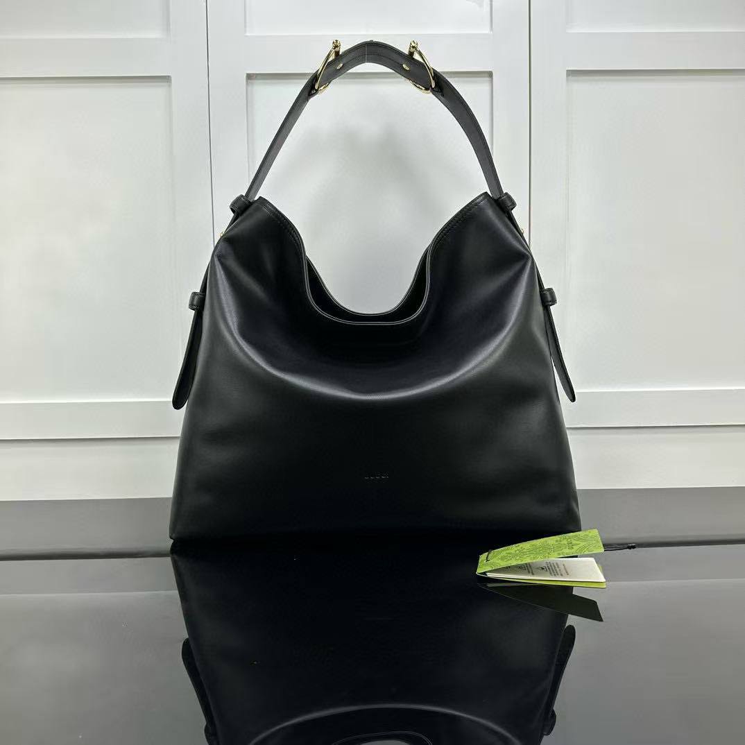 Gucci
40 CM
Master
270 dhs🪙🌨️

Zain228
♥️♥️♥️