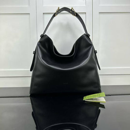 Gucci
40 CM
Master
270 dhs🪙🌨️

Zain228
♥️♥️♥️
