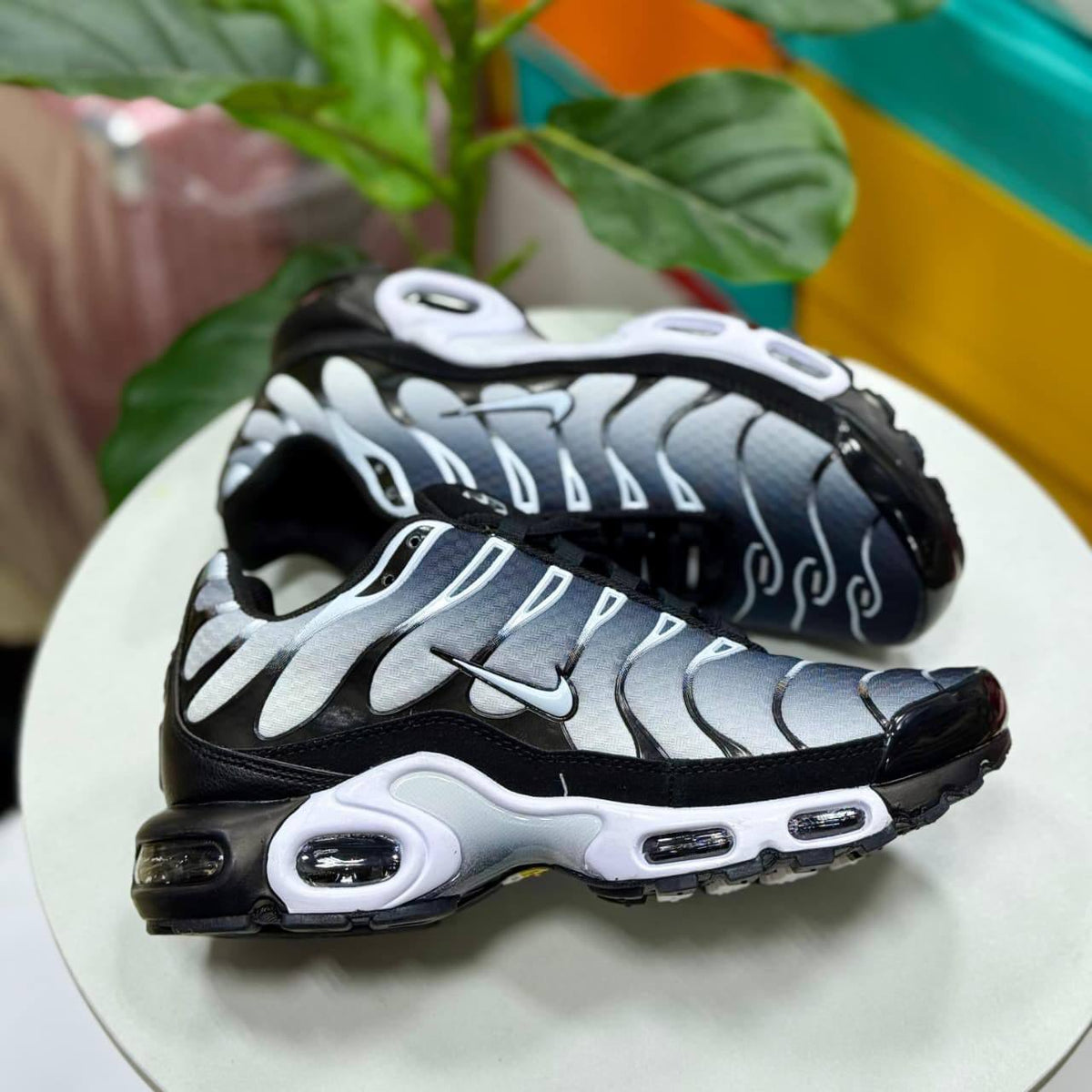 Airmax TN 

105 dhs🇦🇪🇦🇪

40 to 46 

Zain27
♥️♥️♥️