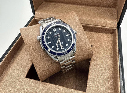 Omega 
New 🌹
75 dhs🪙🌨️

Zain45
♥️♥️♥️