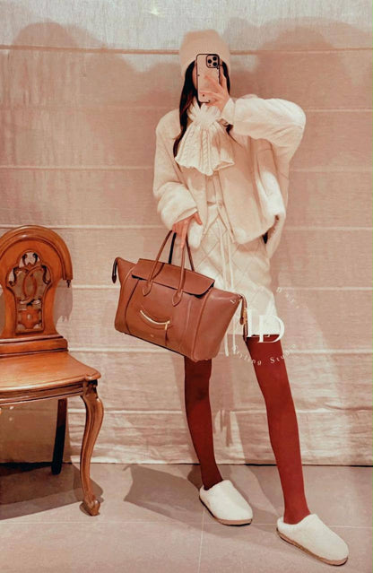 CELINE 

HIGH QUALITY 

NEW CAME 
125 dhs🇦🇪🇦🇪

Zain17
♥️♥️♥️
