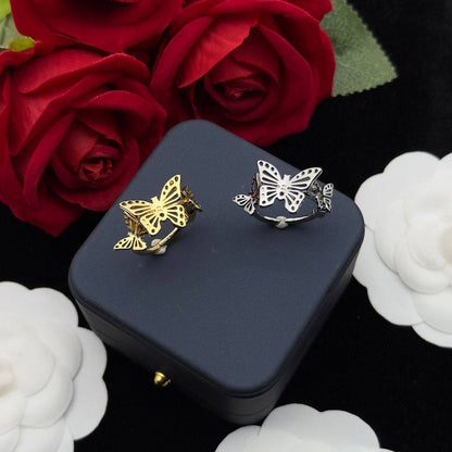 RINGS 
MASTER✨💫
40 DHS✅EACH 
WITH BOX AND PAPER BAG🛍️🎁
SIZES AVAILABLE

Zain89
♥️♥️♥️