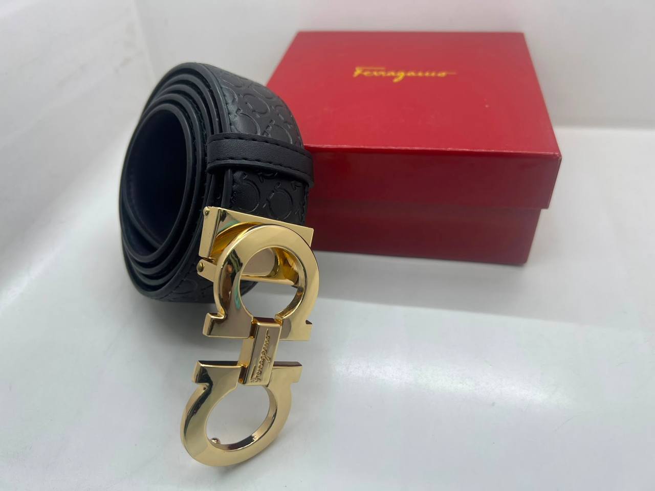 Belts
60 dhs✅

with box
🎁🎁🎁

Zain182
♥️♥️♥️
