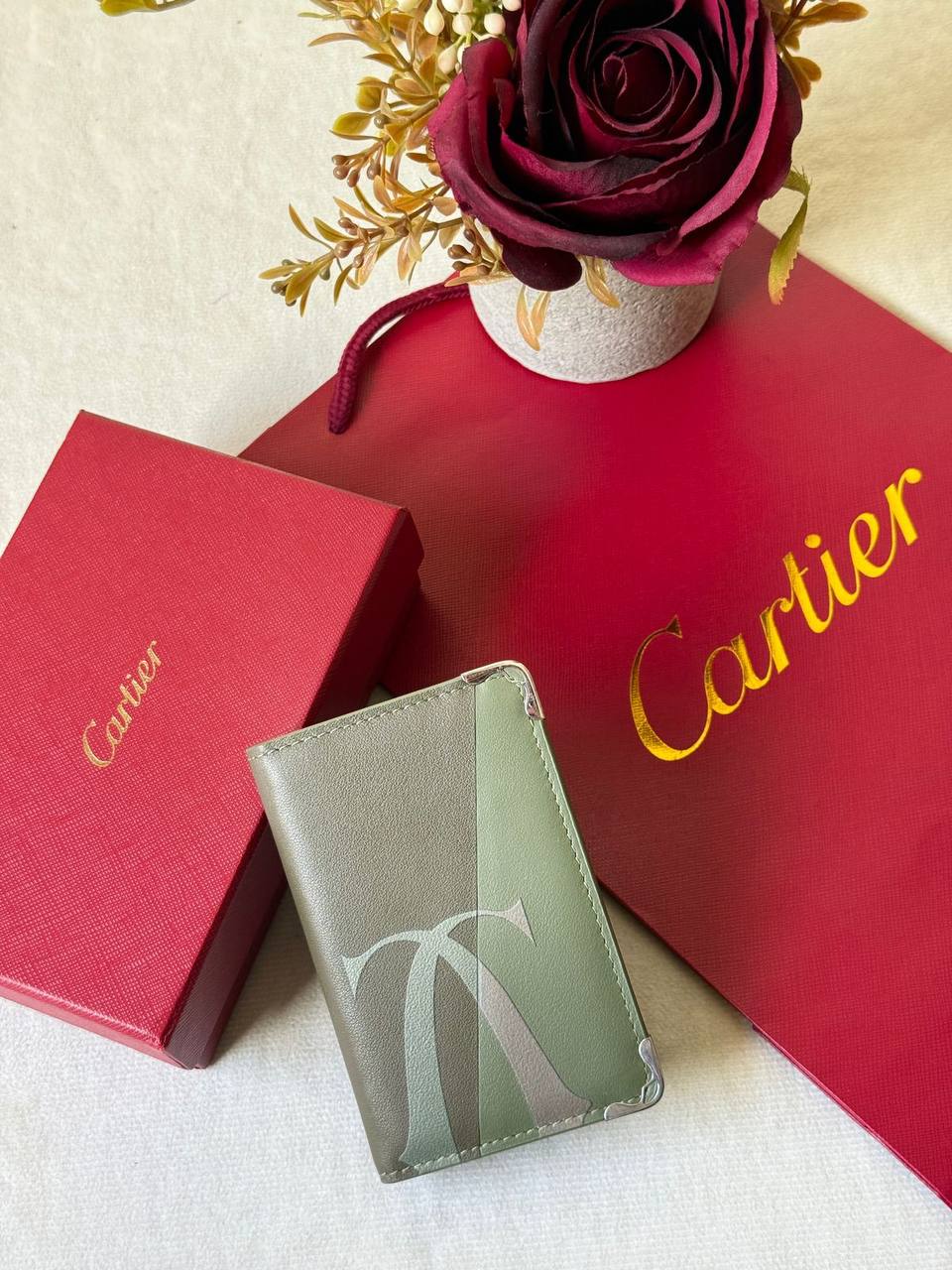 💝  *Cartier*💝
💝*Super Master*💝
300 dhs🪙🌨️

Zain275
♥️