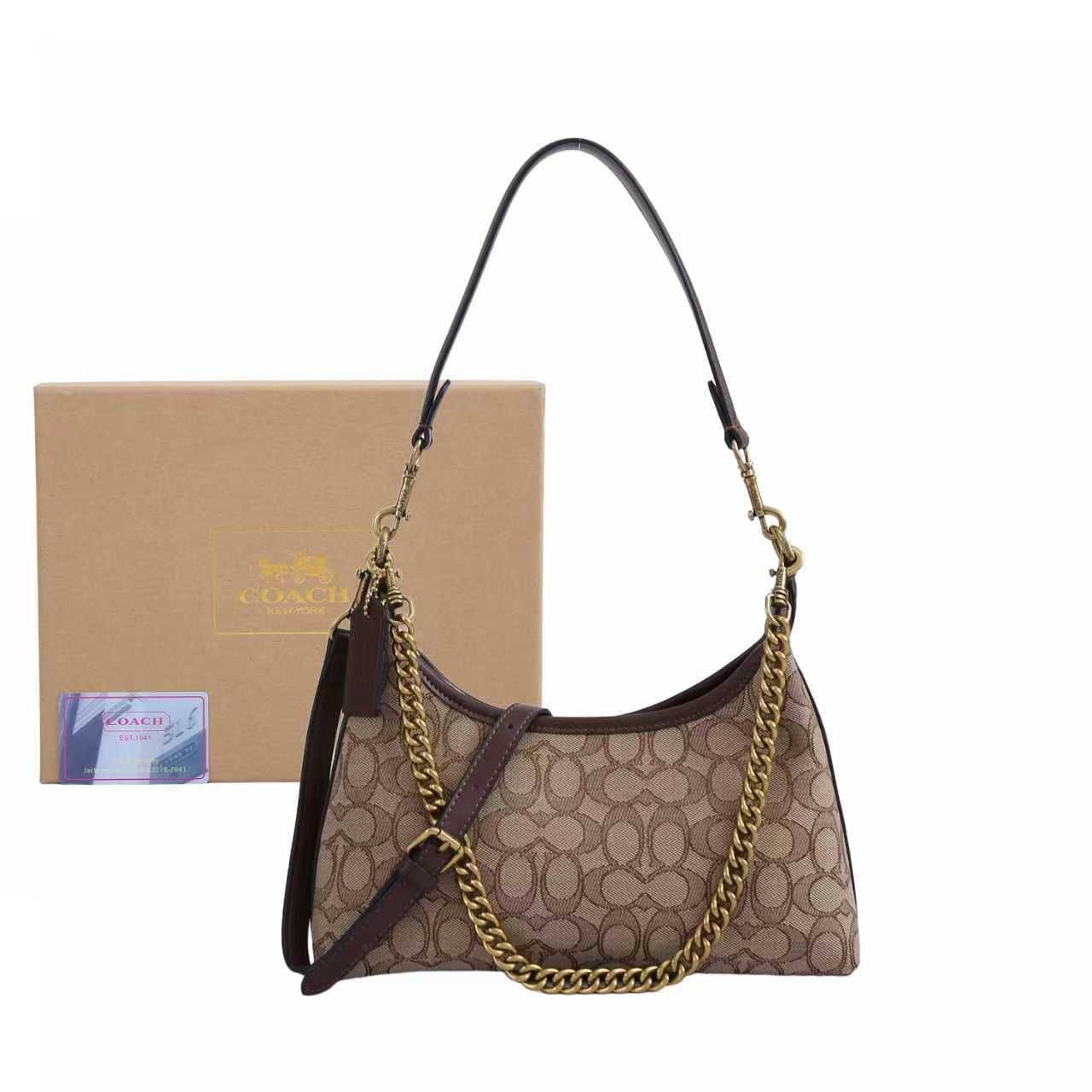 Coach

with box
🎁🎁🎁

90 dhs🪙🌨️

Zain143
♥️♥️♥️