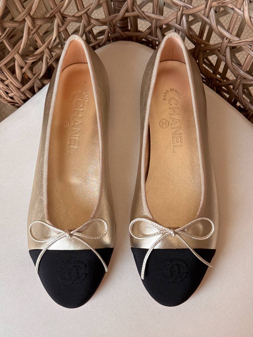 CHANEL
✨ Collection
👠 36–41
💎 Premium Quality
🔥 Super Master
450 dhs🇦🇪🇦🇪

Zain198
♥️♥️♥️