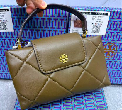 Tory burch

Withbox

100 dhs🇦🇪🇦🇪


Zain143
♥️♥️♥️