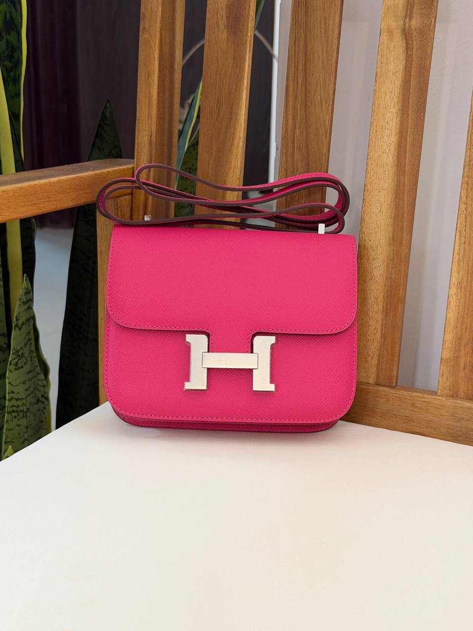 HERMES 
Super Master Quality ⚡️
With Mirror🪞
Original Packing 🎁
Size 18CM📏
For Price 👇 WhatsApp✅
0568585901 
0507557372
0552275751 Owner Zain 👌

Zain321
♥️♥️♥️