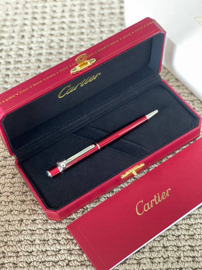 CARTIER
Pen ✍️*
*New Collection*
*Master Quality*
190 dhs✅

Zain179
♥️♥️♥️