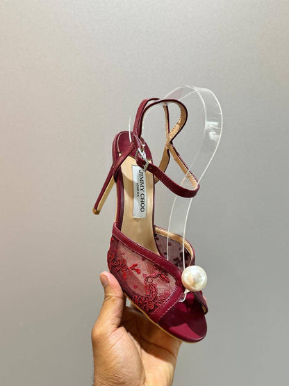 Jimmy choo
Size 36-41
120 dhs🪙💕

Zain21
♥️♥️♥️