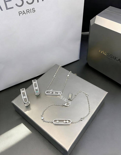 MESSIKA SET 
NECKLACE 
BRACELET 
EARRINGS
WITH BOX AND PAPER BAG 🛍️🎁
120 DHS🌺 💎
WITH MASTER BOX AND PAPER BAG 
170 dhs🌺🎁🛍️

Zain89
♥️♥️♥️