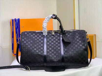 LV
330 dhs🇦🇪🇦🇪

Zain153
♥️♥️♥️