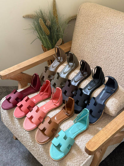 Hermes

𝐒𝐢𝐳𝐞𝐬: 𝟑𝟔 — 𝟒𝟏

430 dhs🇦🇪🇦🇪
Zain298
♥️♥️♥️