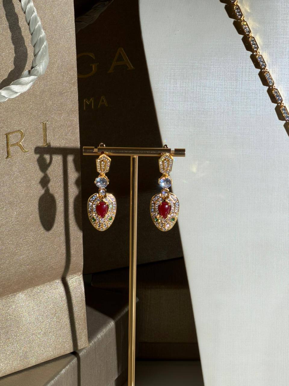 BVlGARI
New Collection 😍
Quality: Super Master 
Non -Tarnish color
For Price 👇 WTSP Text Zain 0568585901

Zain268
♥️♥️♥️