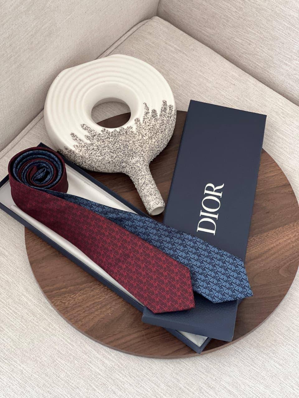 TIE
Super Master Quality
250 dhs💓

Zain267
♥️♥️♥️