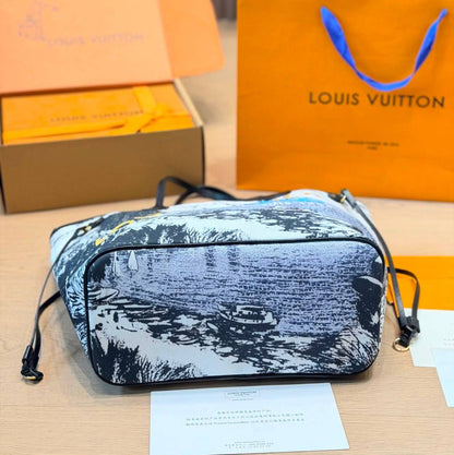 LOUIS VUITTON 

NEVERFULL 

NEW DESIGN 

MASTER QUALITY 

210 DHS🇦🇪🇦🇪🇦🇪
Zain295
♥️♥️♥️
