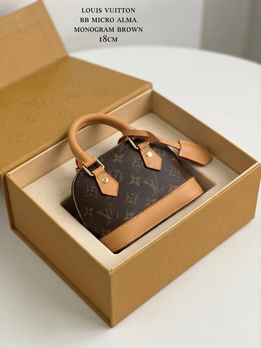 LV ᴛᴀᴋᴀsʜɪ ᴍᴜʀᴀᴋᴀᴍɪ
    ᴍɪᴄʀᴏ ᴀʟᴍᴀ
ʜᴀɴᴅʙᴀɢ/ʟᴏɴɢ sᴛʀᴀᴘ
ᴡɪᴛʜʙᴏx
ʟᴇᴀᴛʜᴇʀ
sɪᴢᴇ:18ᴄᴍ
100 dhs🇦🇪🇦🇪

Zain56
♥️♥️♥️
